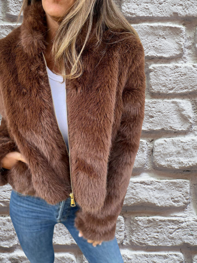 Veste courte | Fausse fourrure élégante