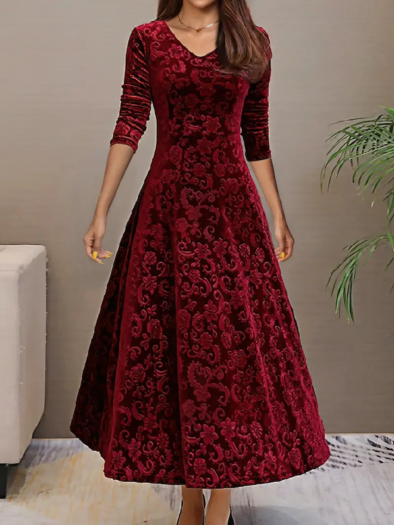Robe longue évasée à motif brodé | Élégance intemporelle