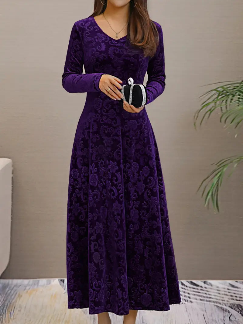 Robe longue évasée à motif brodé | Élégance intemporelle