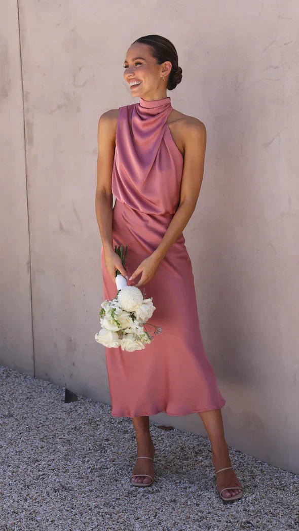 Robe Longue Élégante | Brillance Douce et Chic