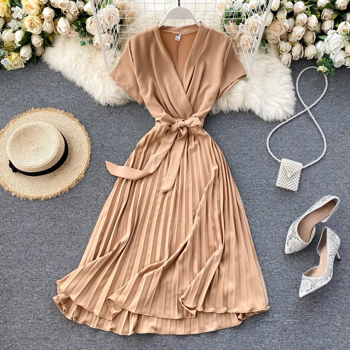 Robe mi-longue plissée à taille haute | Élégance au quotidien