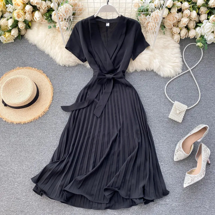 Robe mi-longue plissée à taille haute | Élégance au quotidien