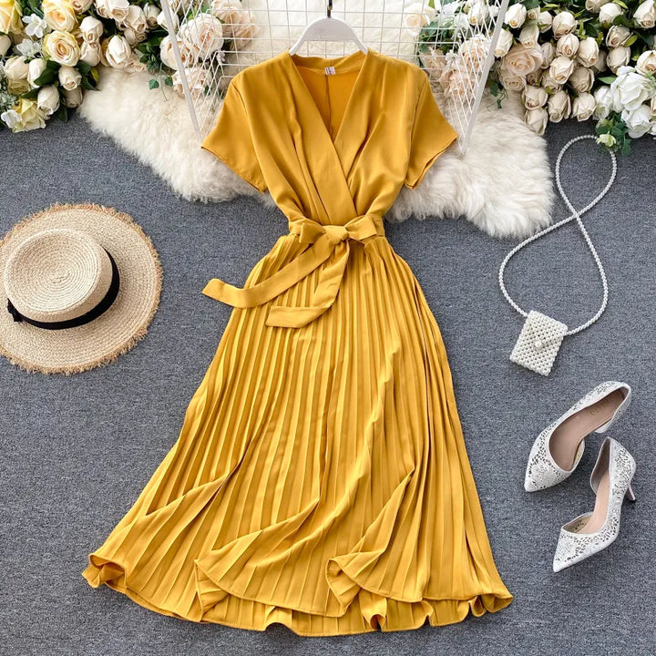 Robe mi-longue plissée à taille haute | Élégance au quotidien
