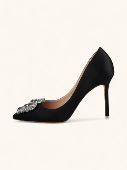 Escarpins à talons élégants | Détail bijou raffiné