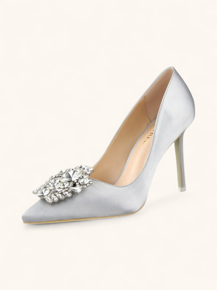 Escarpins à talons élégants | Détail bijou raffiné