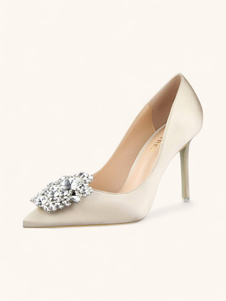 Escarpins à talons élégants | Détail bijou raffiné