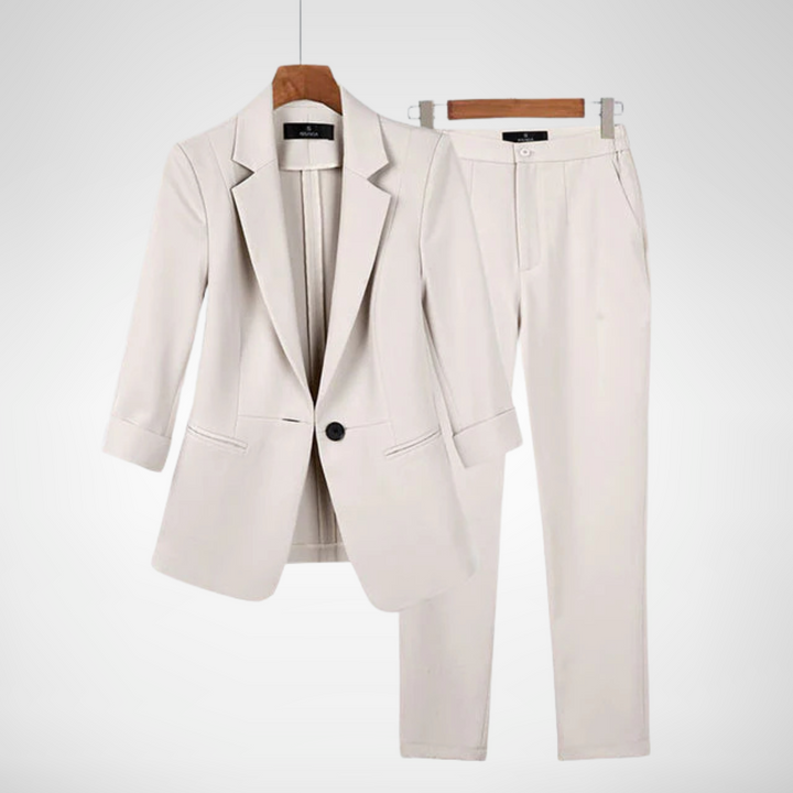 Costume femme | Élégance structurée