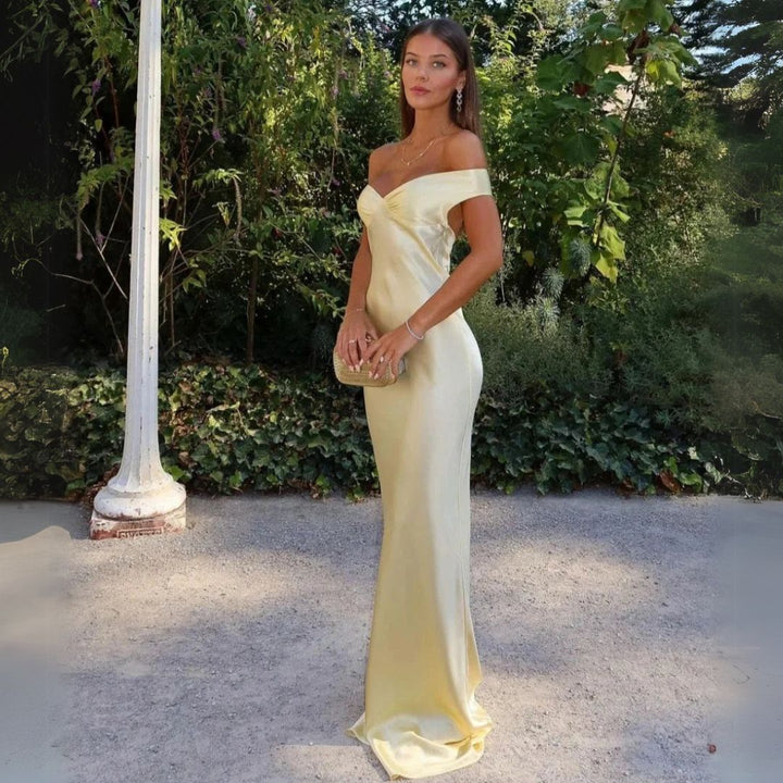Robe Longue Épaules Dénudées Satinée | Élégance Luxe