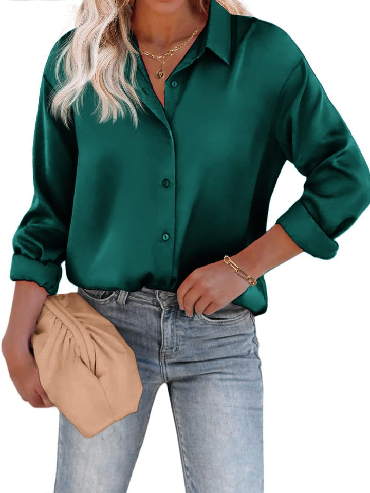 Blouse satinée à boutons | Chic intemporel