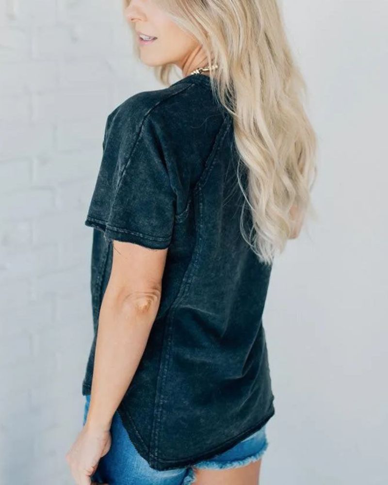 T-shirt à boutons effet délavé | Pour un style casual et tendance