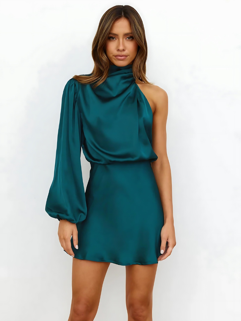 Robe satinée asymétrique | Élégance soirée douce