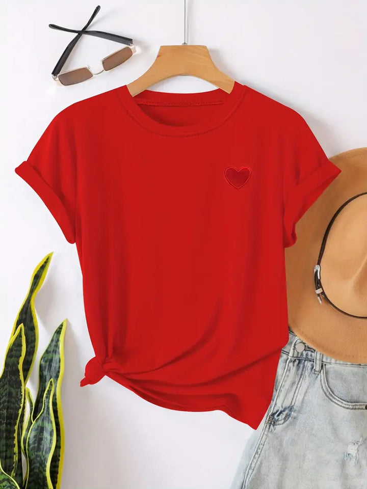 T-shirt avec motif cœur | Basique mignon et décontracté