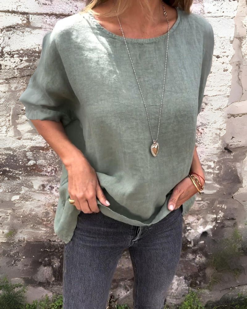 T-shirt col rond | Élégance naturelle au quotidien