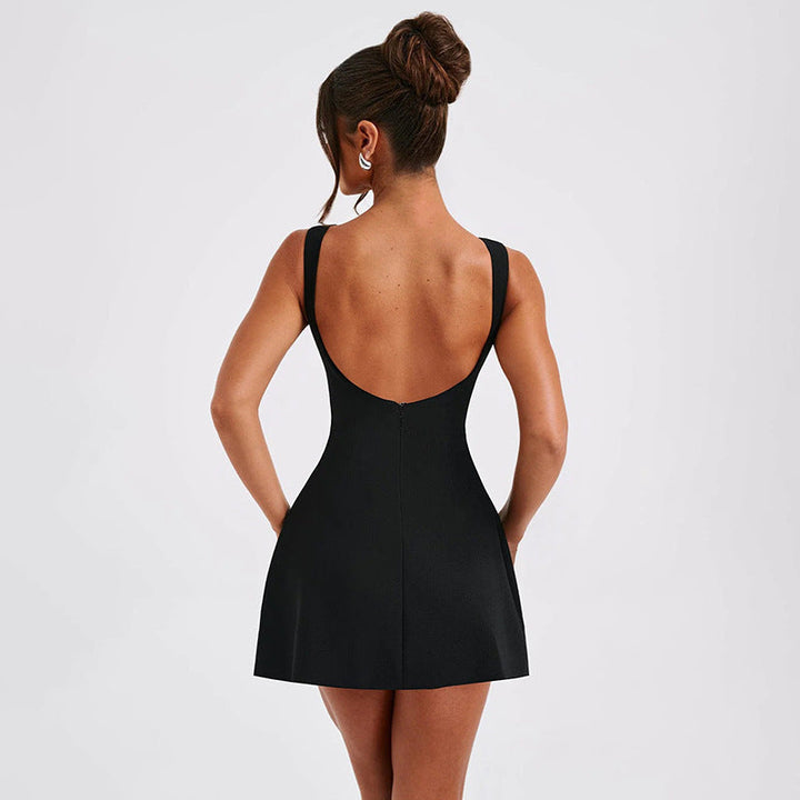 Robe courte cintrée | Élégance minimaliste