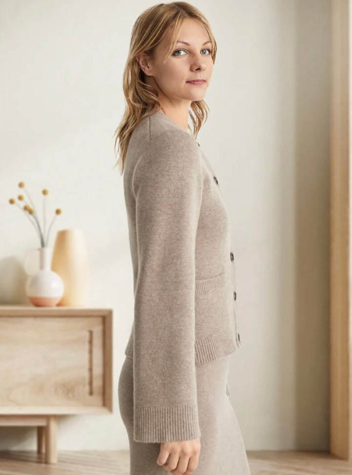 Cardigan doux à boutons | Confort élégant