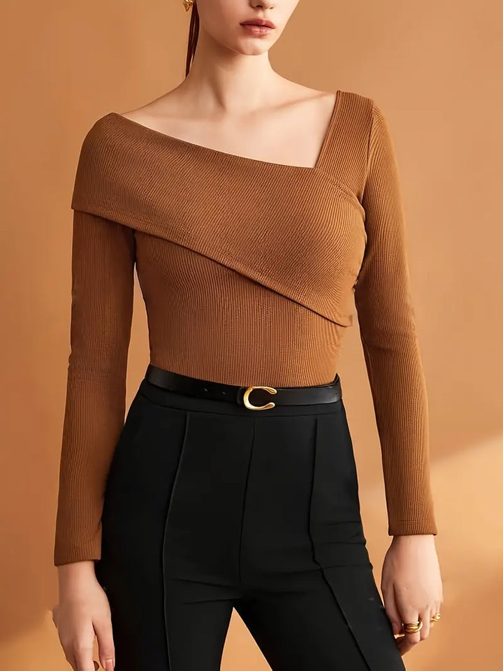 Haut manches longues | Décolleté asymétrique chic