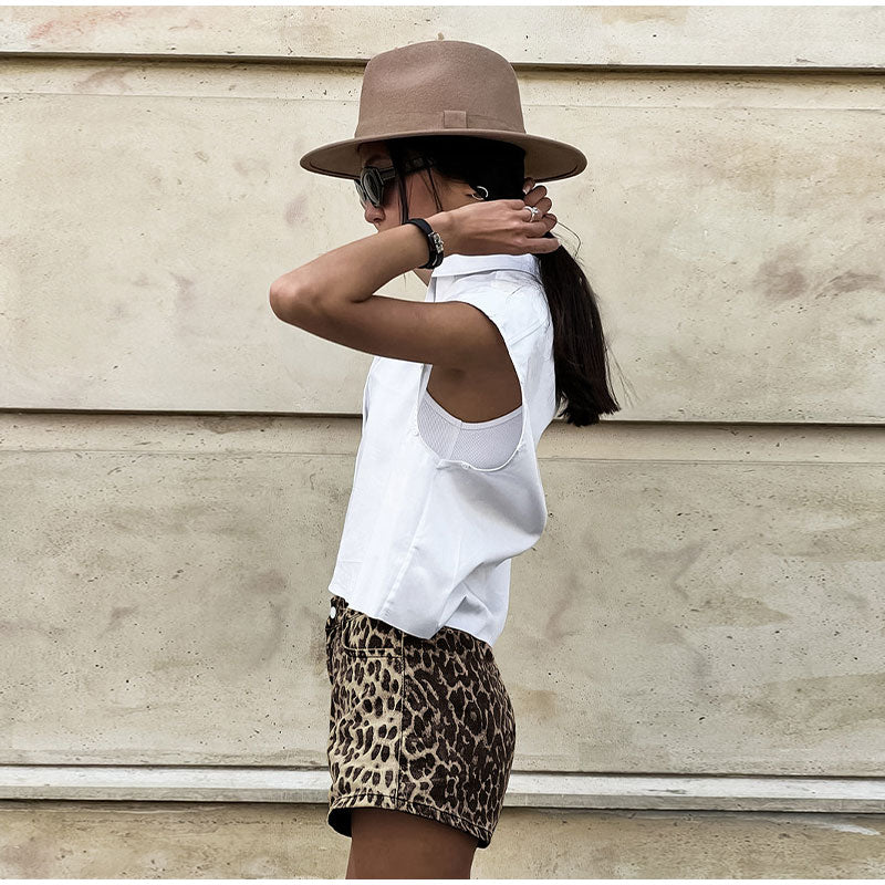 Short en jean taille haute à imprimé léopard | Look estival tendance