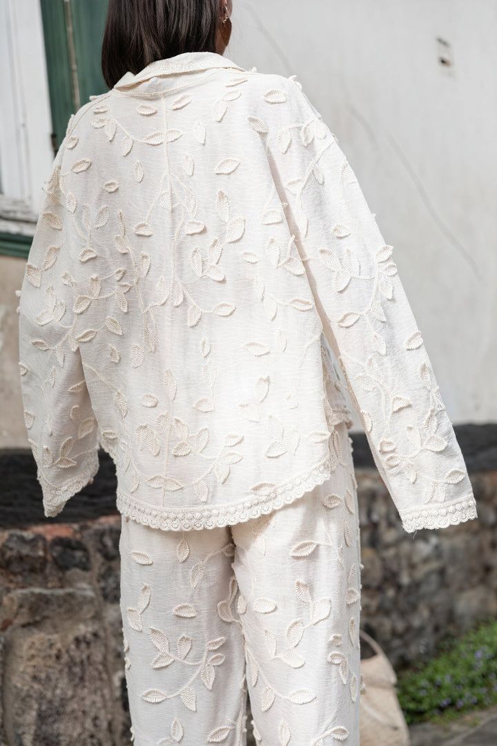 Ensemble brodé femme | Style estival décontracté avec détails raffinés pour journées ensoleillées
