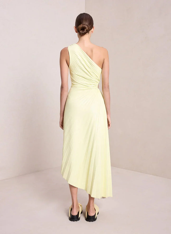 Robe longue asymétrique | Élégance estivale