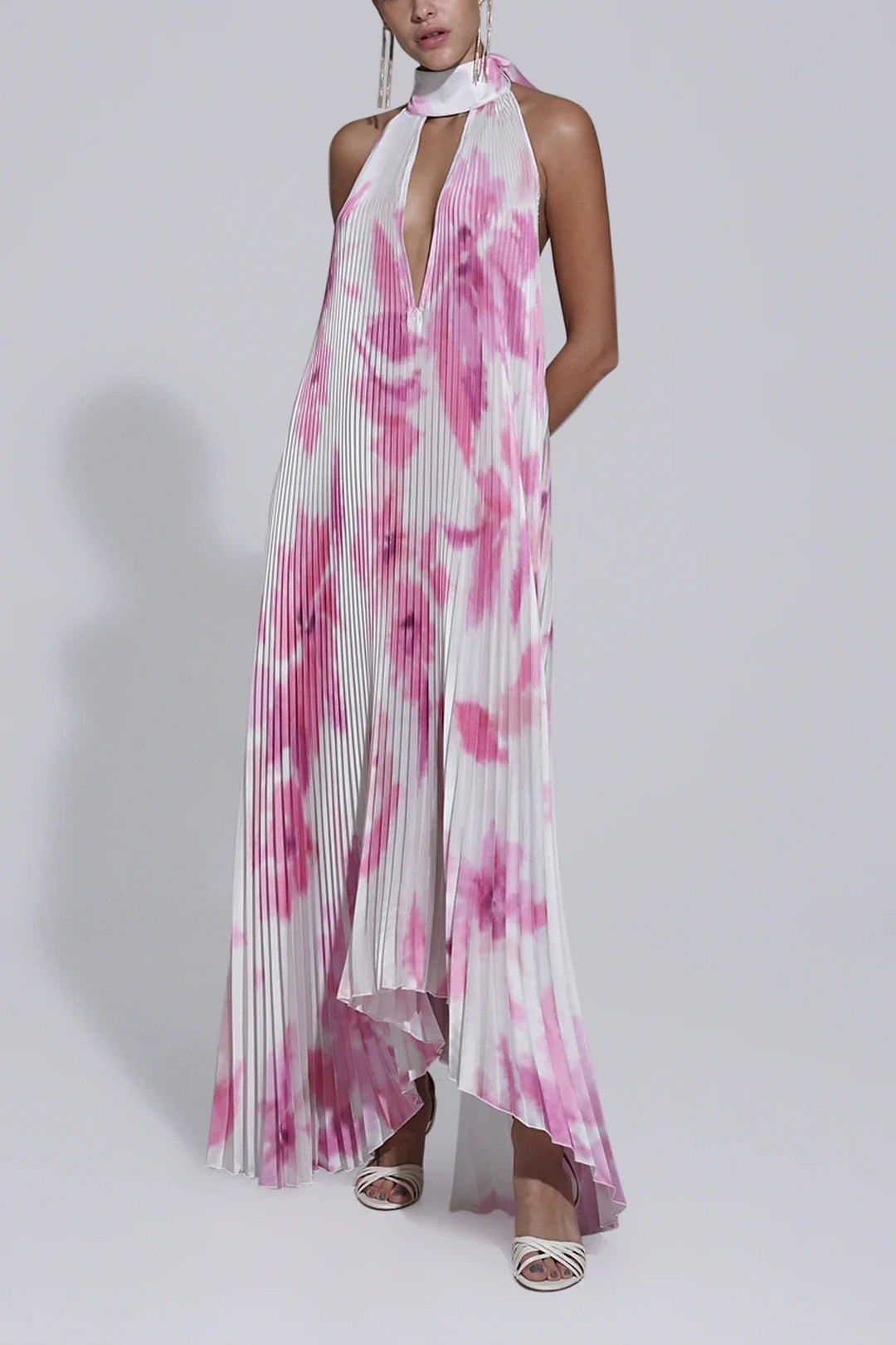 Robe plissée dos nu | Élégance estivale