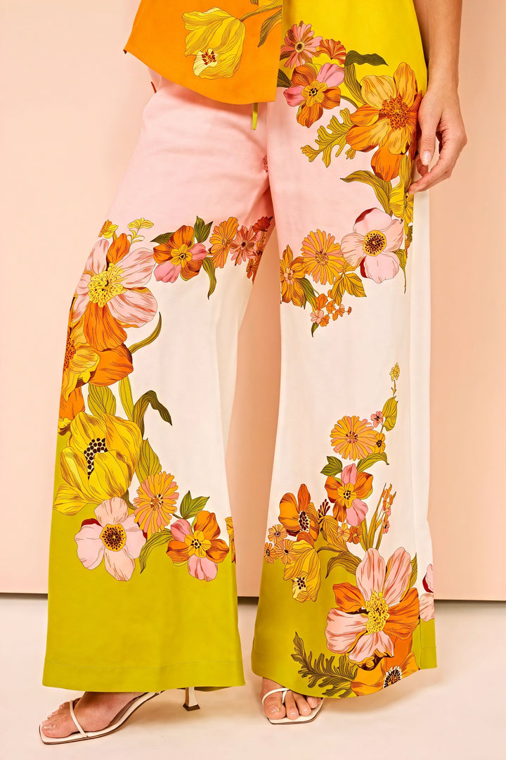 Ensemble fleuri femme | Style coloré et jambes larges pour un look estival élégant