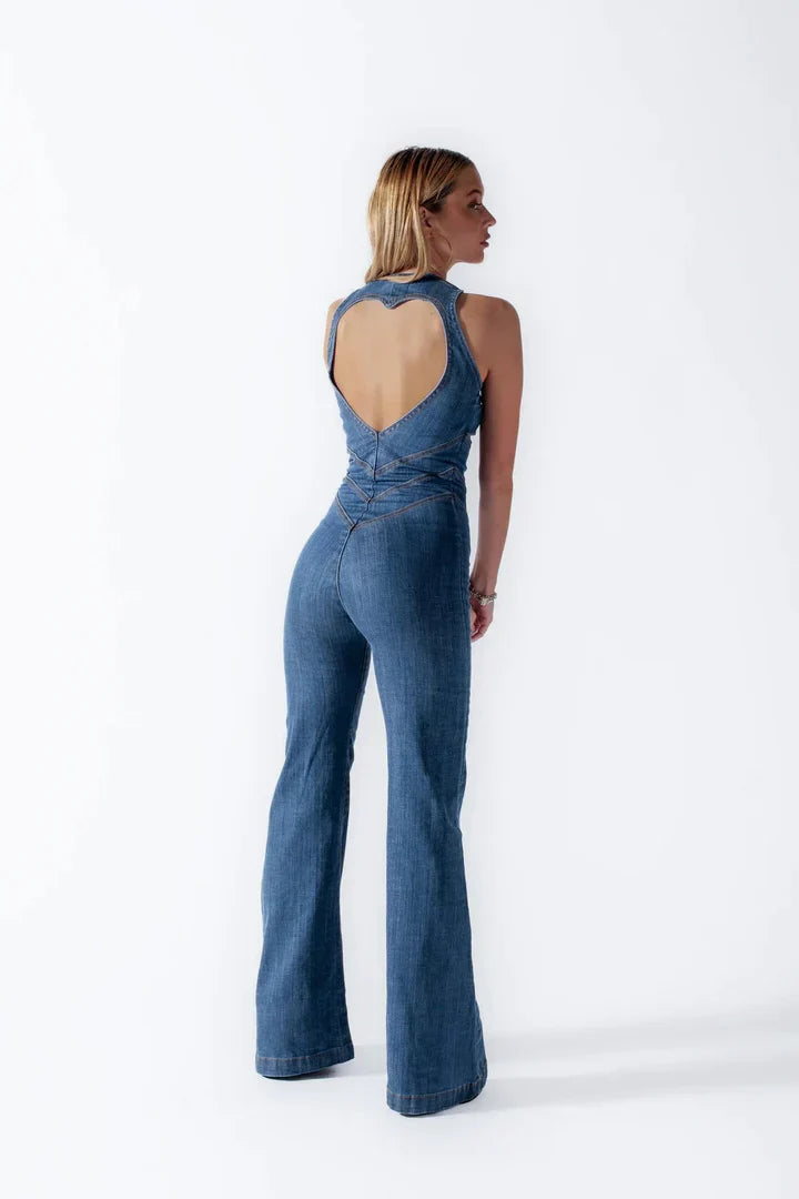 Combinaison en denim ajustée | Look flatteur et audacieux
