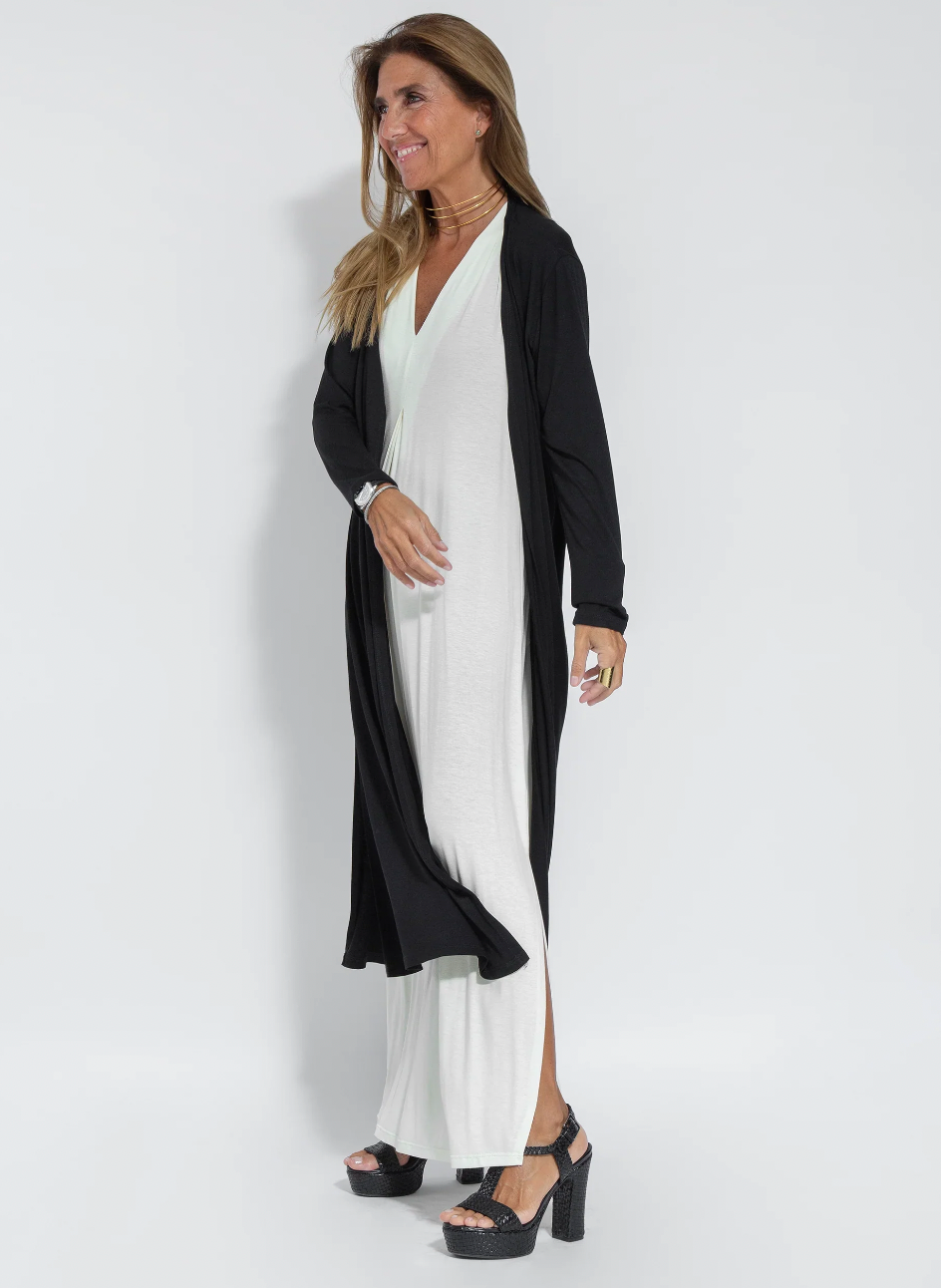 Ensemble robe longue et gilet | Élégance fluide et contrastée