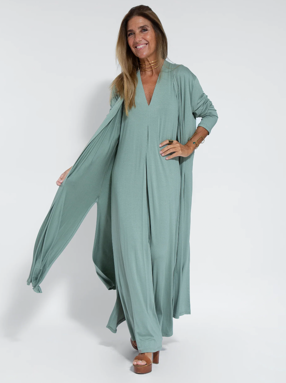 Ensemble robe longue et gilet | Élégance fluide et contrastée