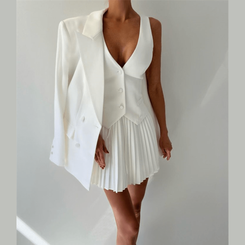 Ensemble gilet et jupe plissée | Élégance urbaine et chic moderne