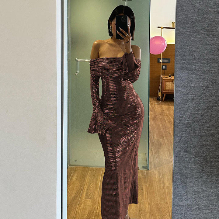 Robe longue à sequins épaules dénudées | Élégance de soirée