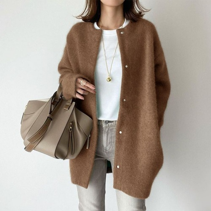 Veste tricotée boutonnée | Élégance minimaliste automnale
