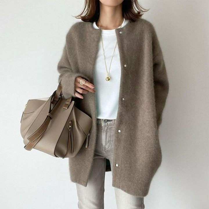 Veste tricotée boutonnée | Élégance minimaliste automnale