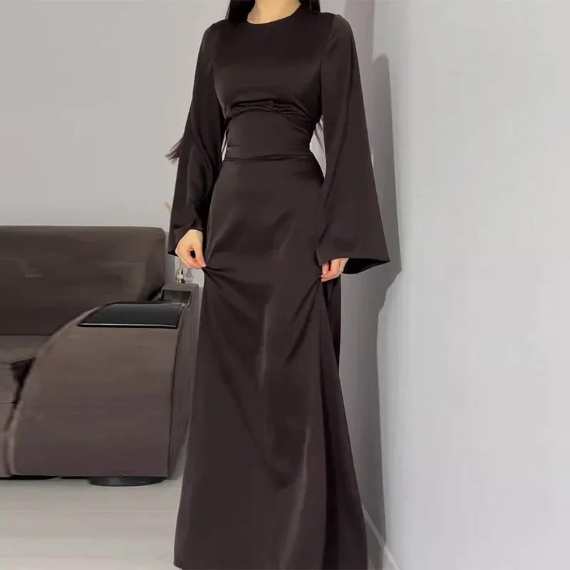 Robe Longue Satinée | Élégance Intemporelle