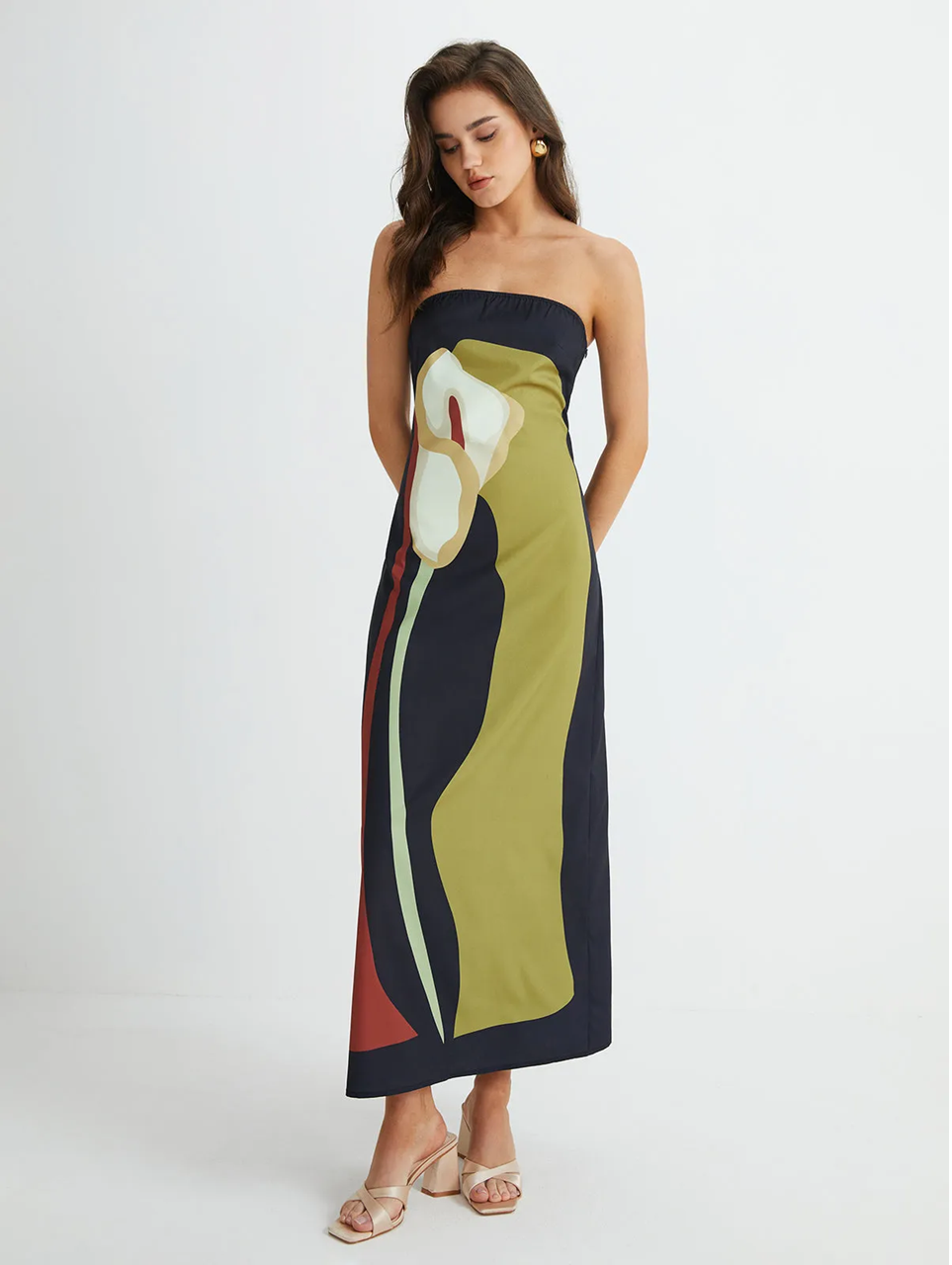 Robe longue sans bretelles | Élégance estivale moderne