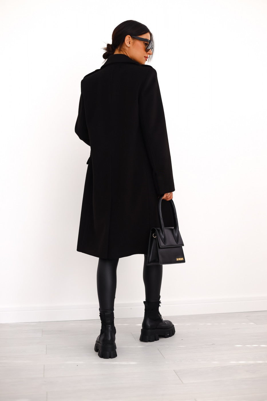 Manteau long à double rangée de boutons | Élégance hivernale