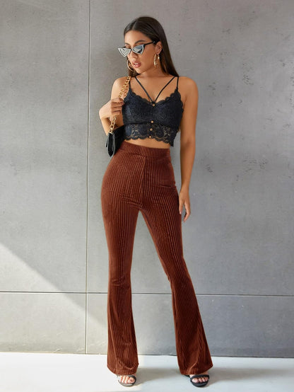 Pantalon évasé côtelé | Confort moderne pour l'automne