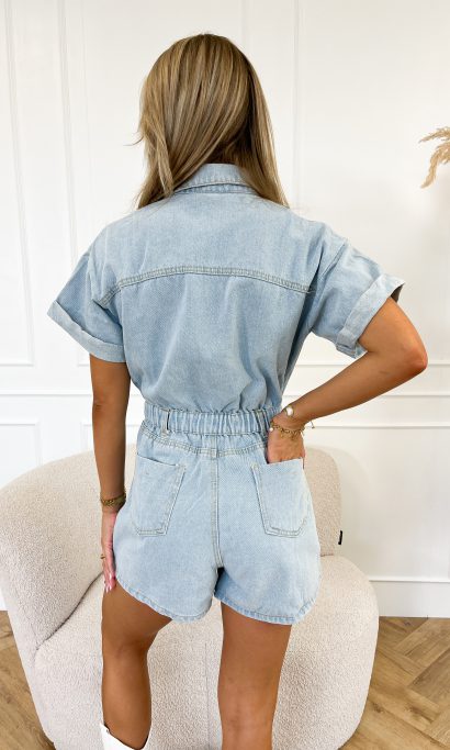 Combinaison courte en jean | Look décontracté d'été