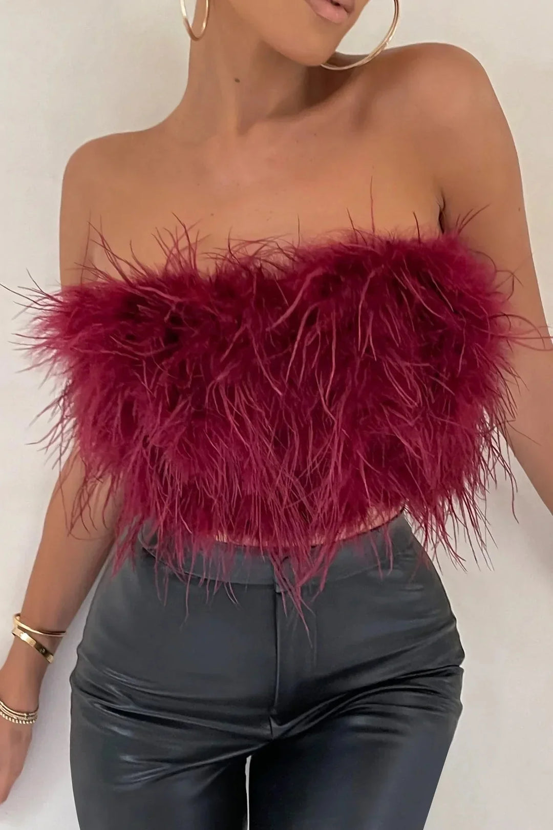 Top bustier plume femme | Style tendance et original pour looks de soirée