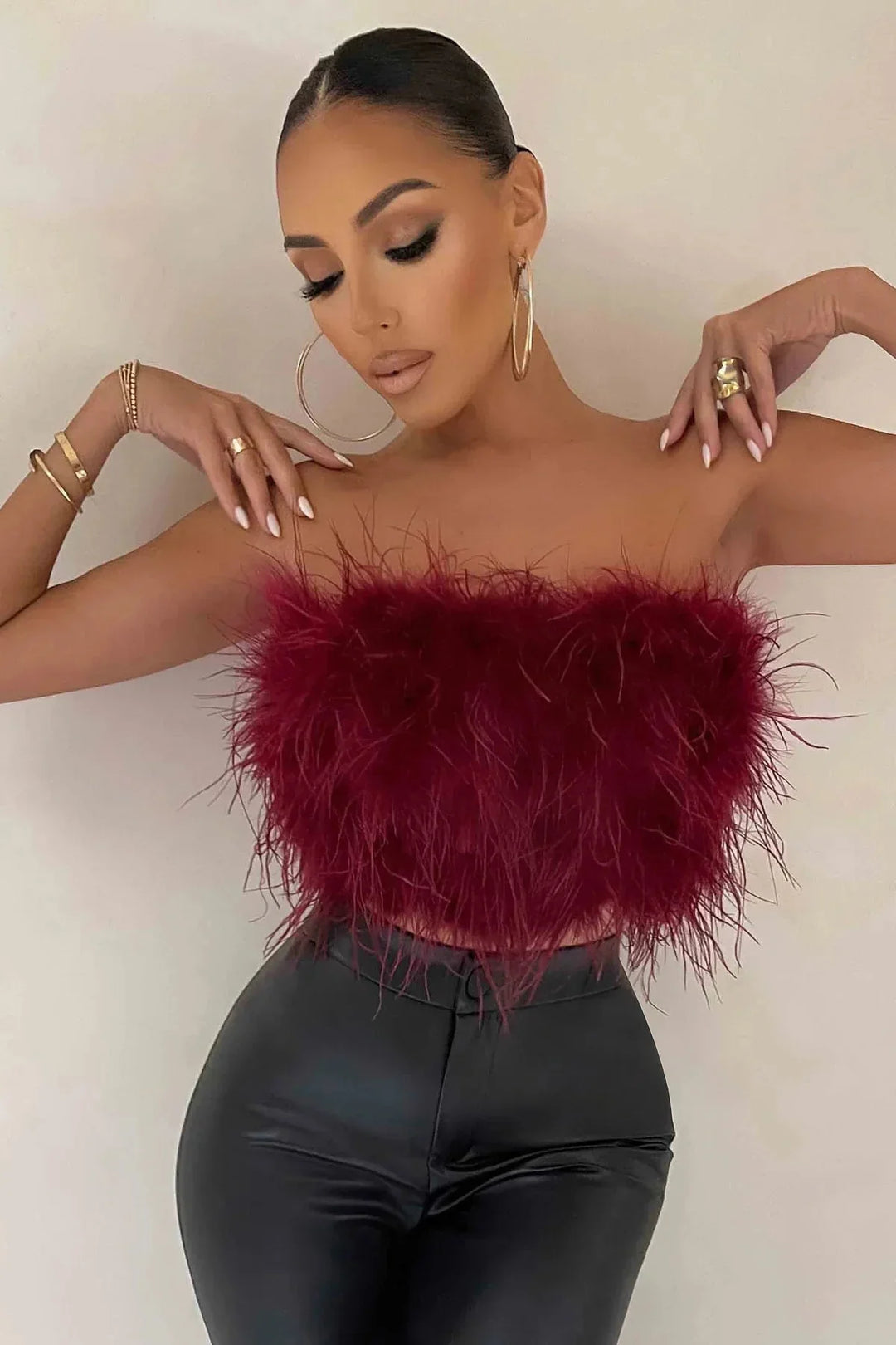 Top bustier plume femme | Style tendance et original pour looks de soirée