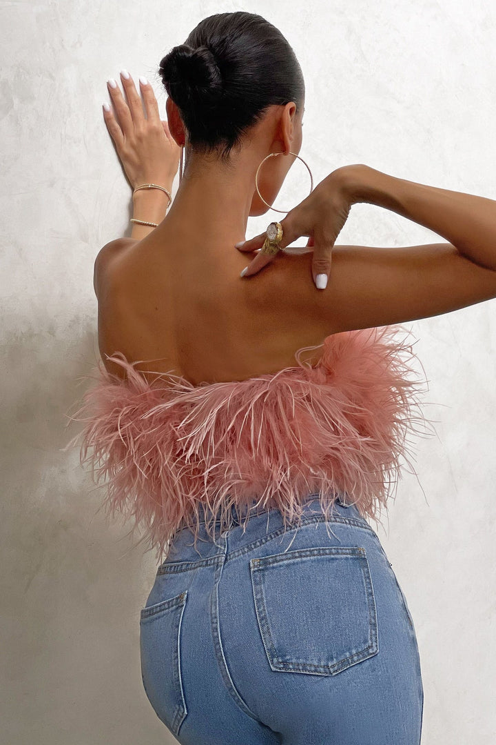 Top bustier plume femme | Style tendance et original pour looks de soirée