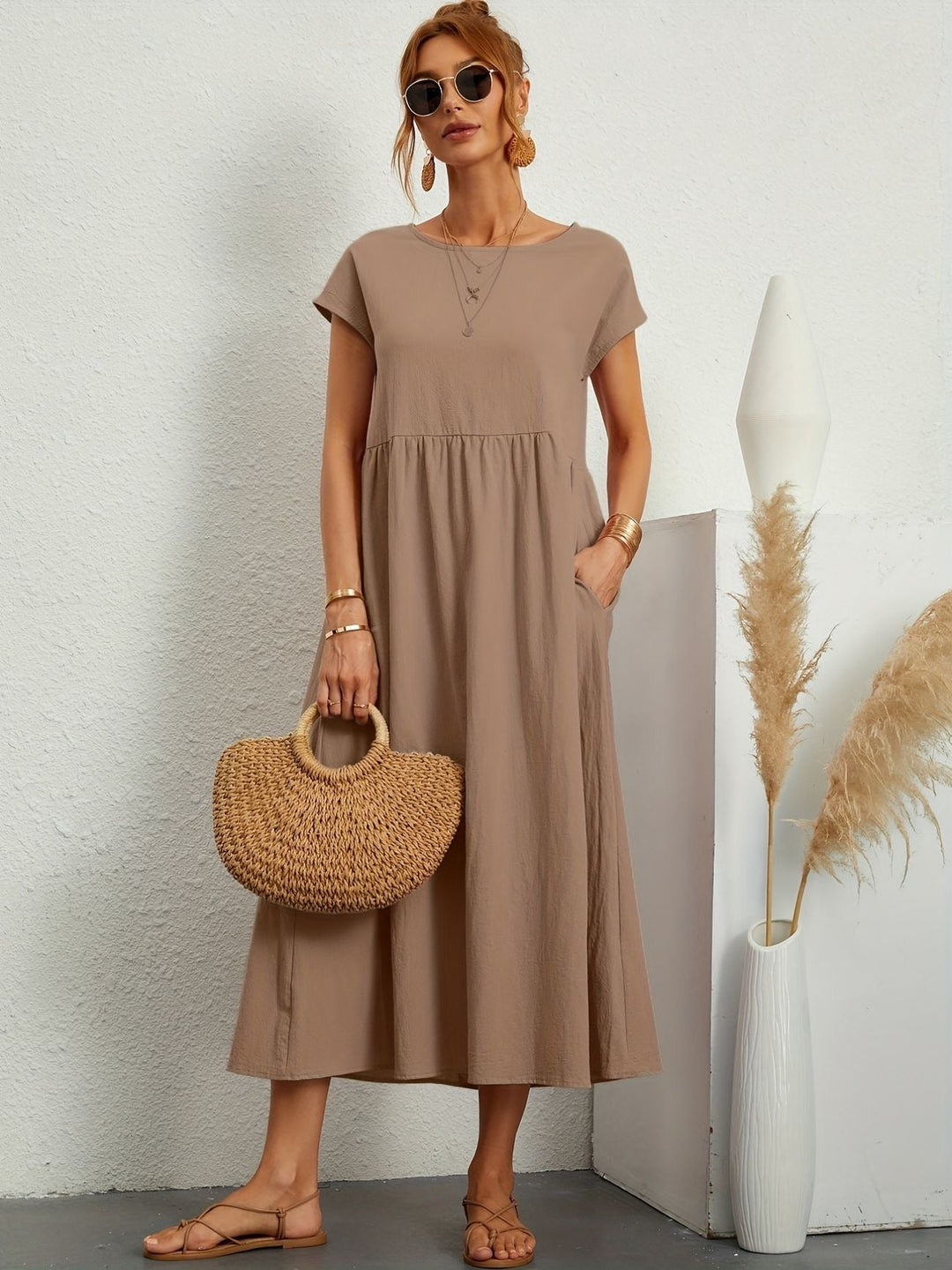 Robe midi ample à poches | Confort raffiné