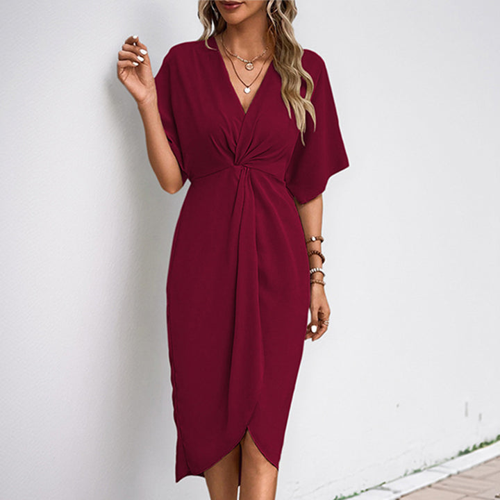 Robe midi à col en V drapé | Taille froncée et ourlet croisé