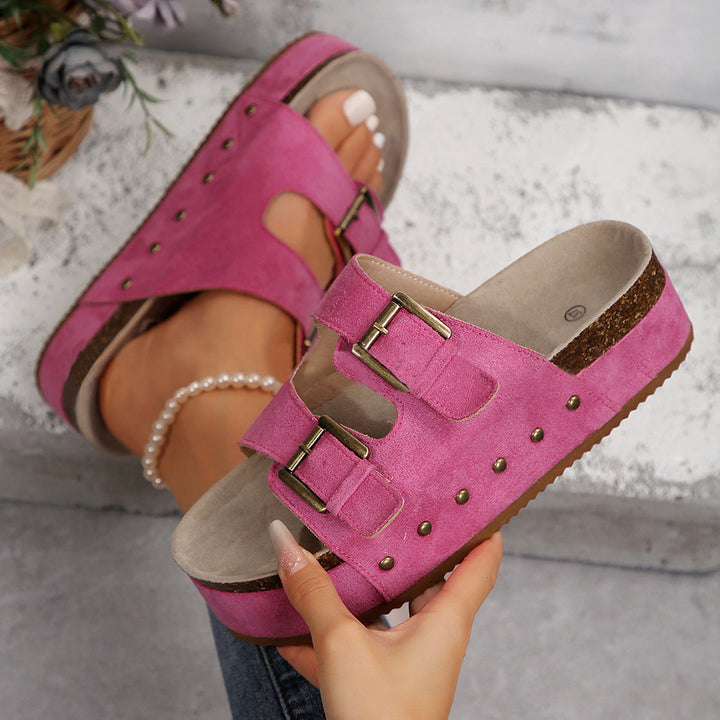 Mules à doubles boucles et clous | Style tendance et confort
