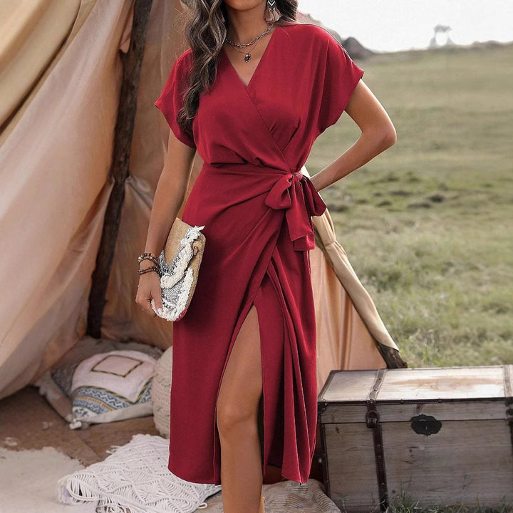 Robe midi portefeuille avec ceinture nouée | Élégance décontractée et confort