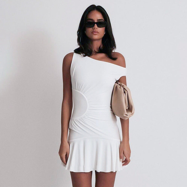 Robe asymétrique courte | Détail plissé raffiné