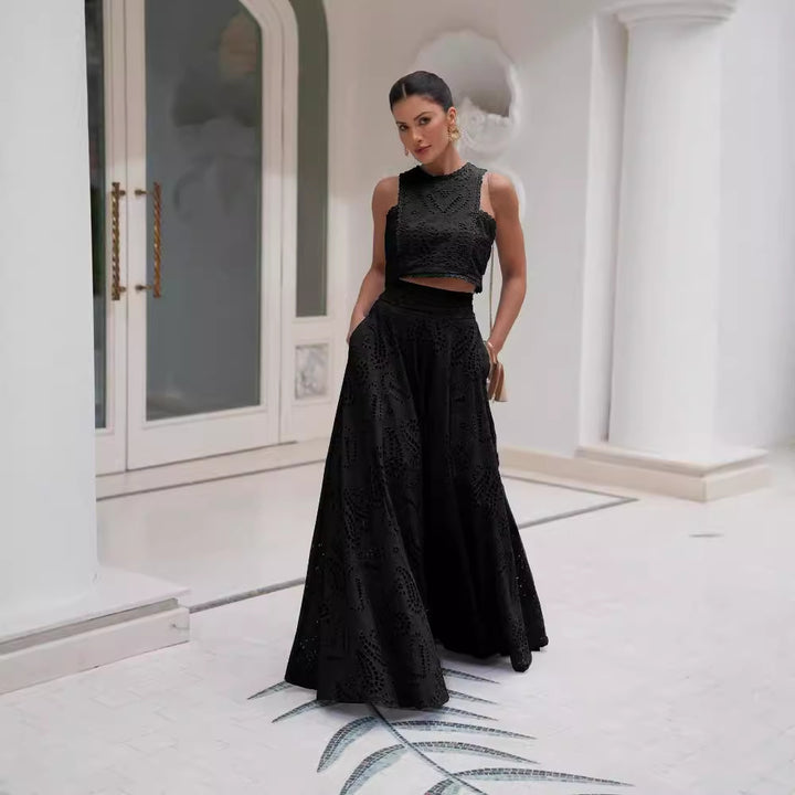 Ensemble jupe longue & crop top ajouré | Idéal pour occasions sophistiquées