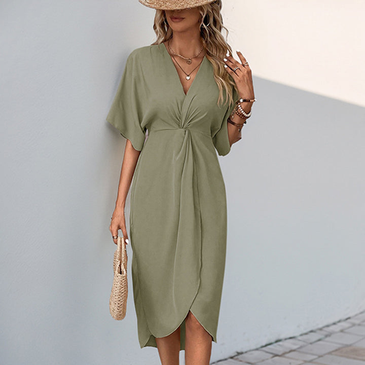 Robe midi à col en V drapé | Taille froncée et ourlet croisé