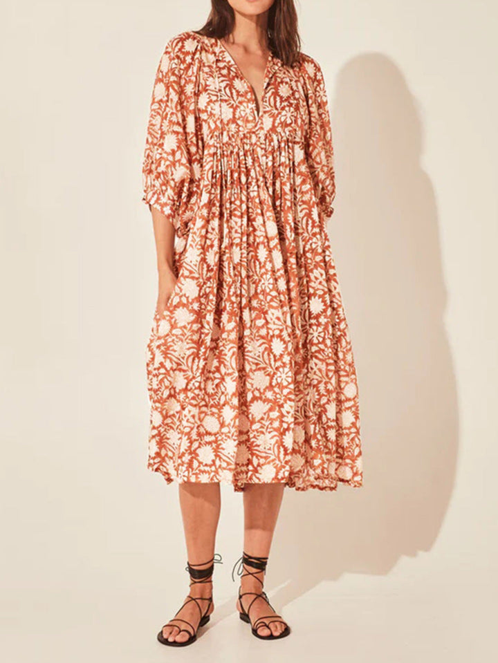 Robe Longue Bohème à Col en V et Manches Amples | Silhouette Féminine pour Toutes les Occasions