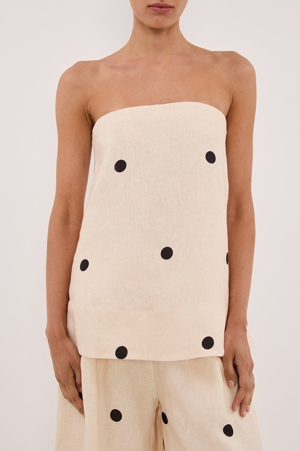 Ensemble à pois ample | Look estival moderne et fluide