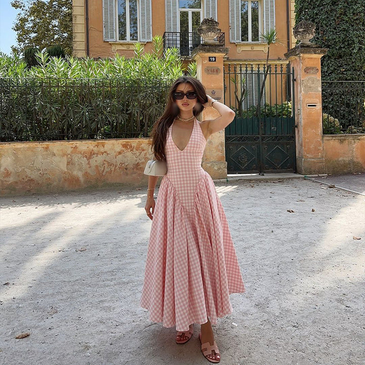 Robe midi à carreaux | Charme estival et silhouette flatteuse
